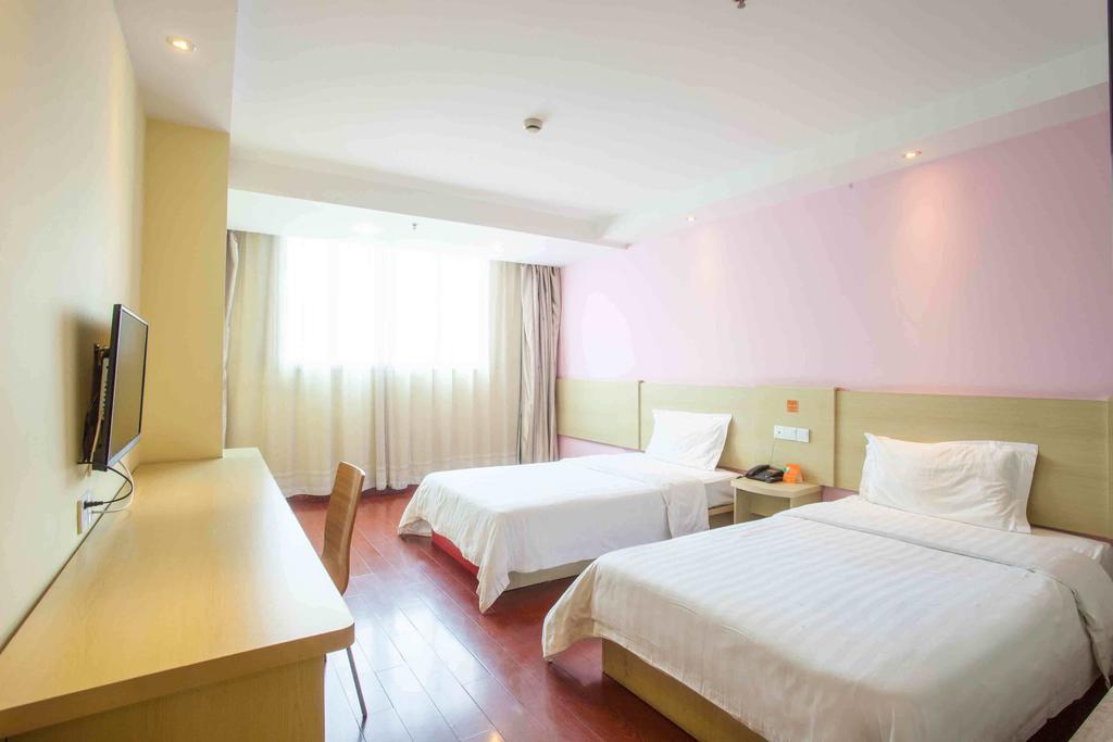7Days Inn Huaihua West Bus Terminal الغرفة الصورة